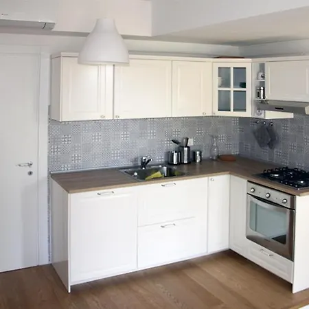 Appartement Mare Con Garage Privato