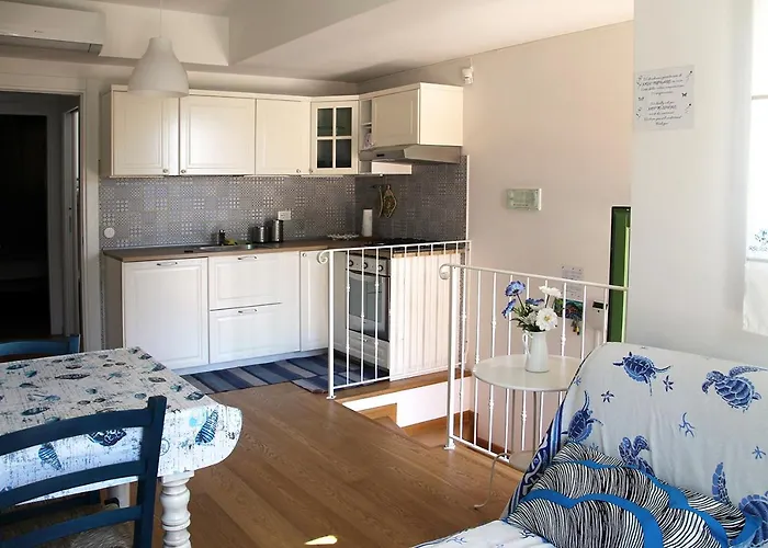 Mare Con Garage Privato Apartment